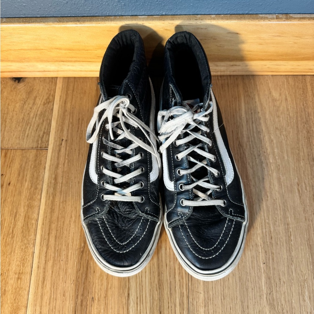 Vans sk8-Hi Black Leather and White High-Top Sneakers mens 7/womens 8.5 - Picture 6 of 11